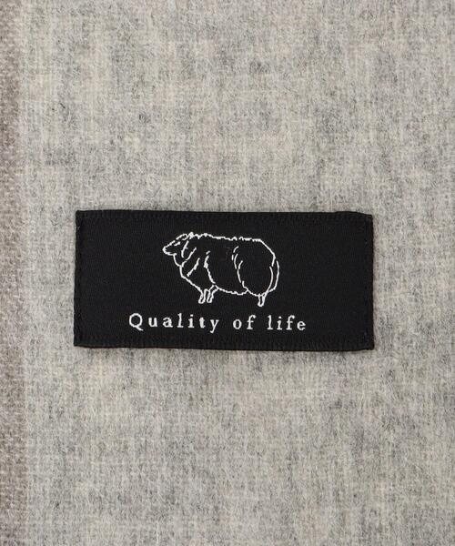 ITS'DEMO（イッツデモ）の「◆【手洗い可】格子ライトウール混ストール（ストール/ショール・レディース・イエロー系9/ブラウン系2/ベージュ系1/グレー系1/ダークブラウン系1/ライトパープル・00）」の10枚目の写真