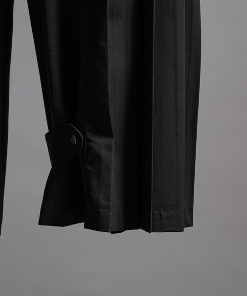 PHILTHEORY（フィルセオリー）の「Pleats docking slacks/プリーツドッキングスラックス（スラックス・メンズ・グレー/ブラック・3/2/1）」の12枚目の写真