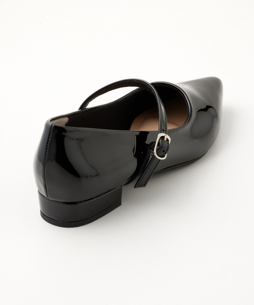 Honeys（ハニーズ）の「ベルト付ポインテッドパンプス（パンプス・レディース・イエロー/ブラック/ブラック系その他/シルバー・23.0/23.5/24.0/22.5/24.5）」の18枚目の写真