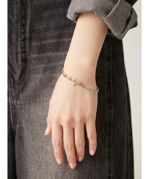 LILY BROWN(リリーブラウン)の「LILY BROWNロゴブレス(ブレスレット・レディース・ゴールド/シルバー・FREE)」の8枚目の写真