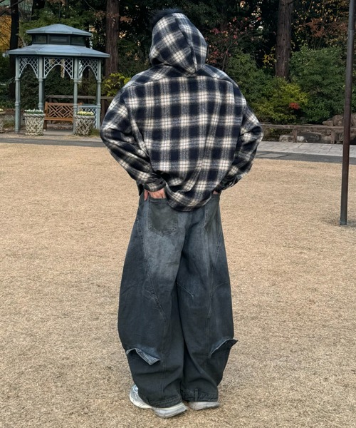 Theater code（シアターコード）の「Theater code × 6hourssleep オーバーサイズ チェックフーディシャツ（シャツ/ブラウス・メンズ・ブラック・M/L）」の6枚目の写真