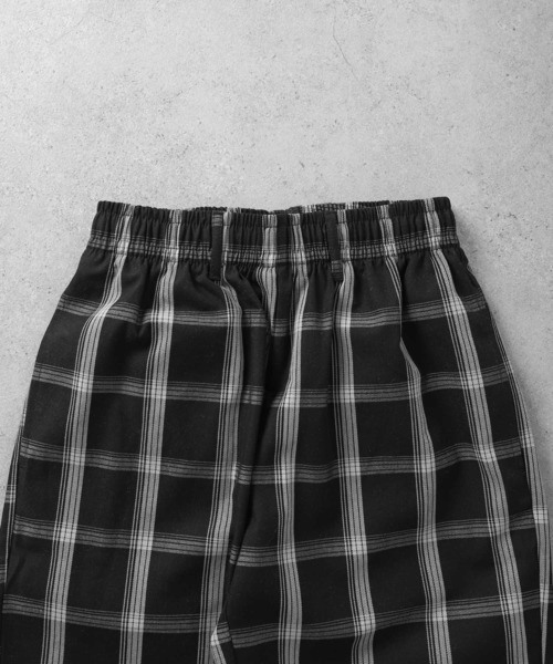 ZIP FIVE(ジップファイブ)の「【ZIP FIVE】 TCツイル ワイド シェフパンツ チェック / ストライプ / レオパード(チノパンツ・メンズ・アイボリー/ブラック/オリーブ/ホワイト×ブルー/レオパード/ストライプ/ブラック系・MEDIUM/LARGE/X-LARGE)」の14枚目の写真