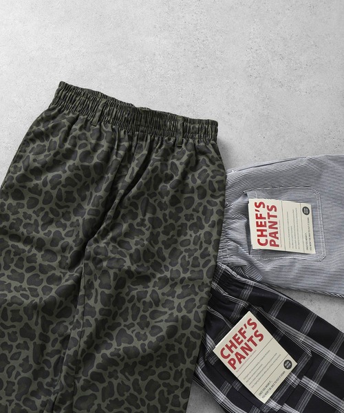 ZIP FIVE(ジップファイブ)の「【ZIP FIVE】 TCツイル ワイド シェフパンツ チェック / ストライプ / レオパード(チノパンツ・メンズ・アイボリー/ブラック/オリーブ/ホワイト×ブルー/レオパード/ストライプ/ブラック系・MEDIUM/LARGE/X-LARGE)」の12枚目の写真