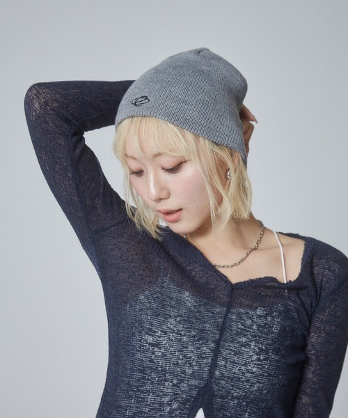 ENVYM（アンビー）の「ワンポイントロゴビーニー（ニットキャップ/ビーニー・レディース・グレー/ブラック・FREE）」の9枚目の写真