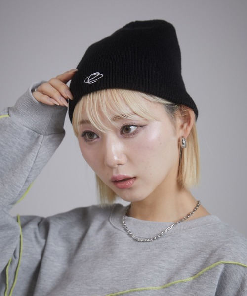 ENVYM（アンビー）の「ワンポイントロゴビーニー（ニットキャップ/ビーニー・レディース・グレー/ブラック・FREE）」の3枚目の写真