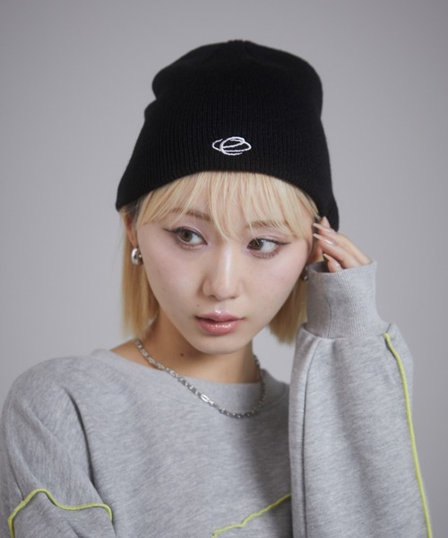 ENVYM（アンビー）の「ワンポイントロゴビーニー（ニットキャップ/ビーニー・レディース・グレー/ブラック・FREE）」の4枚目の写真