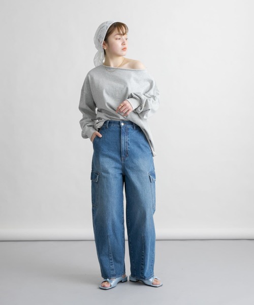 KBF（ケイビーエフ）の「カーブカーゴデニム（デニムパンツ・レディース・ブルー/ベージュ・38/36）」の5枚目の写真