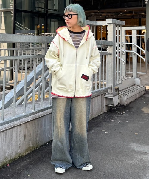 CIAOPANIC TYPY(チャオパニックティピー)の「【SOUNDS GOOOOD / サウンズグッド】ハンドステッチZIPパーカー(パーカー・メンズ・オフホワイト/レッド・ONE SIZE)」の3枚目の写真