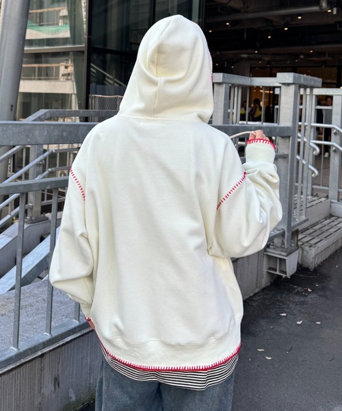 CIAOPANIC TYPY(チャオパニックティピー)の「【SOUNDS GOOOOD / サウンズグッド】ハンドステッチZIPパーカー(パーカー・メンズ・オフホワイト/レッド・ONE SIZE)」の13枚目の写真