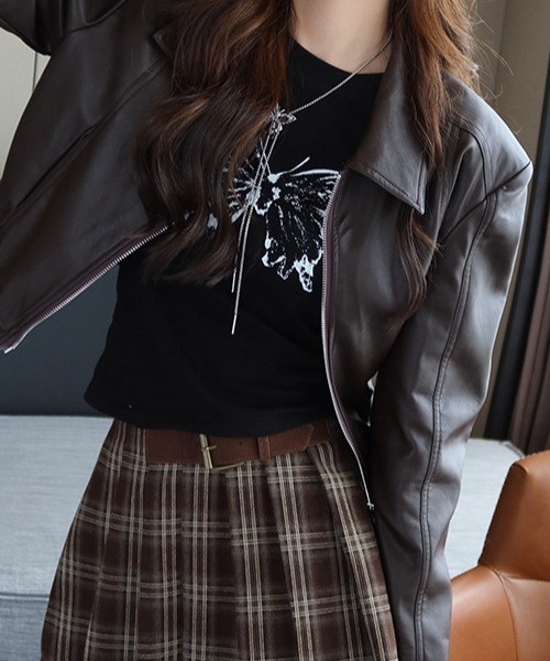 SHEPP(シープ)の「バタフライプリントピチタイトロンT(Tシャツ/カットソー・レディース・ホワイト/ダークグレー/ブラック/カーキ/グレー・M/L)」の8枚目の写真