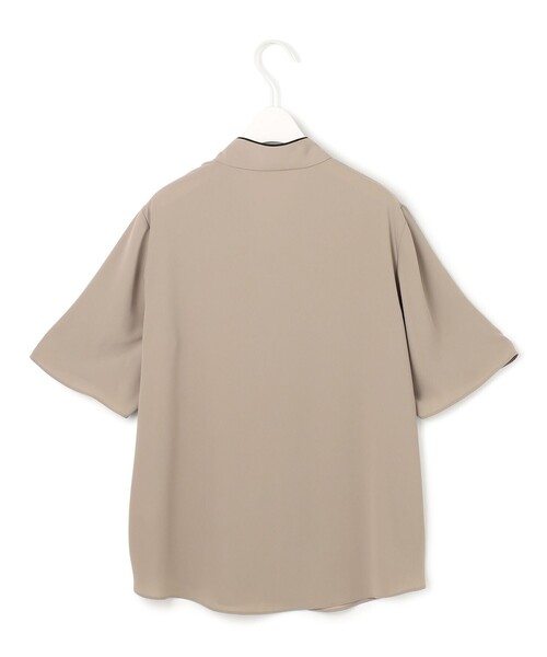 ICB(アイシービー)の「BackSatinAmunzen 5分袖配色ボウタイブラウス(シャツ/ブラウス・レディース・アイボリー系/ブラック系/黄土色系/ネイビー系/パイングリーン系・LARGE/X-LARGE)」の18枚目の写真