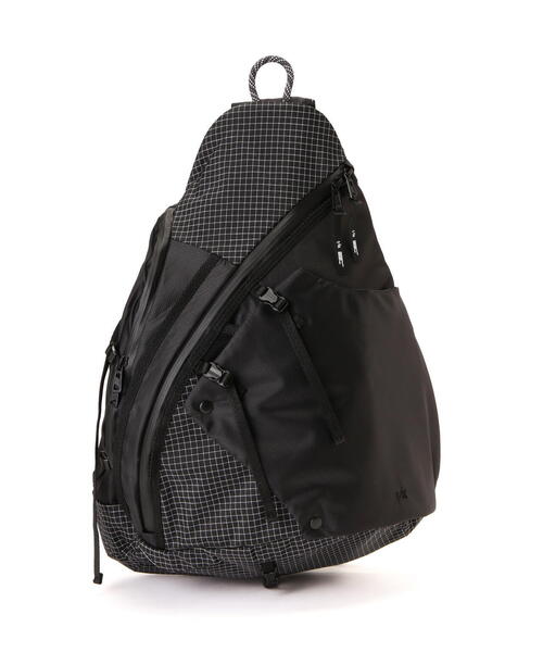 美品 F/CE. 3POINTS SLINGER BAG Black F/CE. 3 POINTS SLINGER BAG – unexpected store