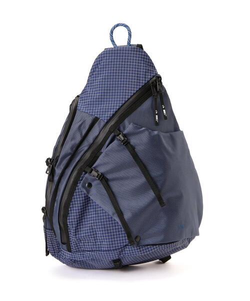 美品 F/CE. 3POINTS SLINGER BAG Black F/CE. TEXTURED TWILL 3 POINTS SLINGER BAG (BLACK)の商品ページ