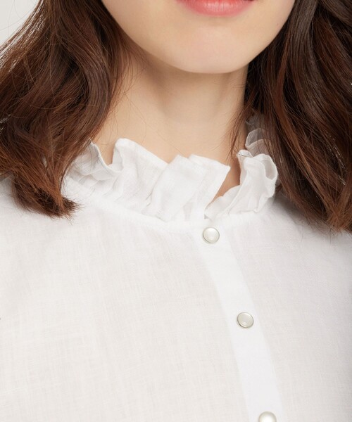 agnes b.（アニエスベー）の「フリル リネン 長袖 カーディガンブラウス（シャツ/ブラウス・レディース・ホワイト・38/36）」の4枚目の写真