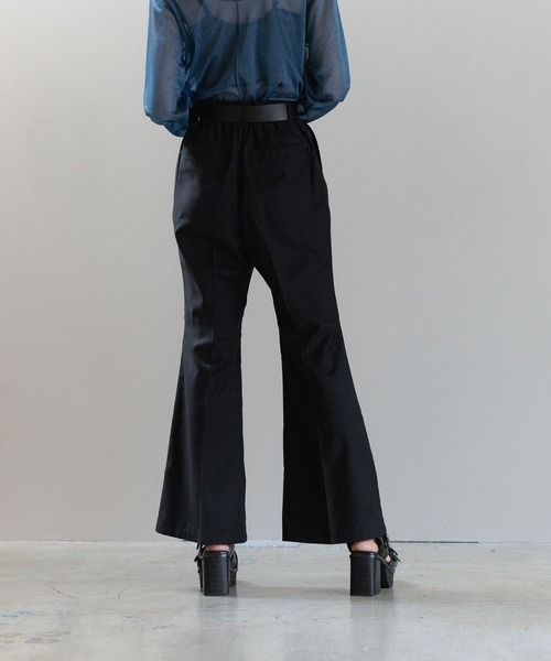 PAGEBOY（ページボーイ）の「フレアスラックスパンツ（スラックス・レディース・ブラック/グレー・FREE）」の6枚目の写真