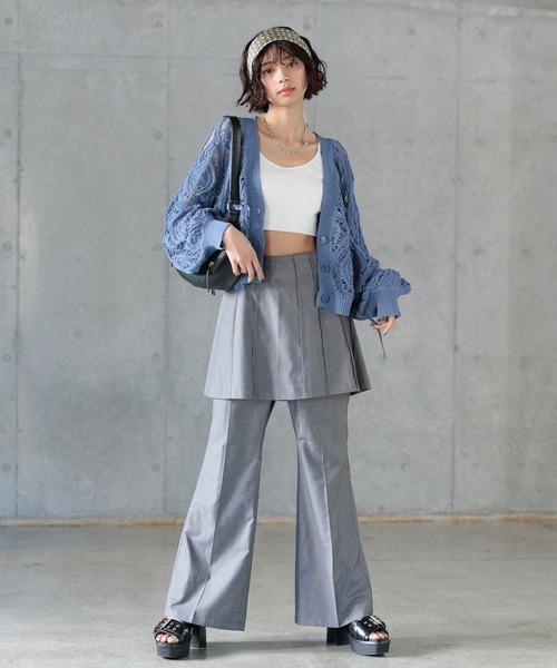 PAGEBOY（ページボーイ）の「フレアスラックスパンツ（スラックス・レディース・ブラック/グレー・FREE）」の4枚目の写真