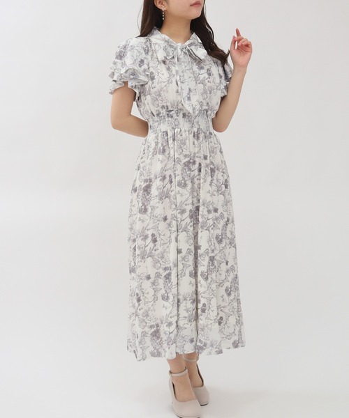 ASTORIA ODIER（アストリアオディール）の「花柄リボンタイワンピース（ワンピース・レディース・ブルー/ライトグレー・SMALL/MEDIUM）」の2枚目の写真