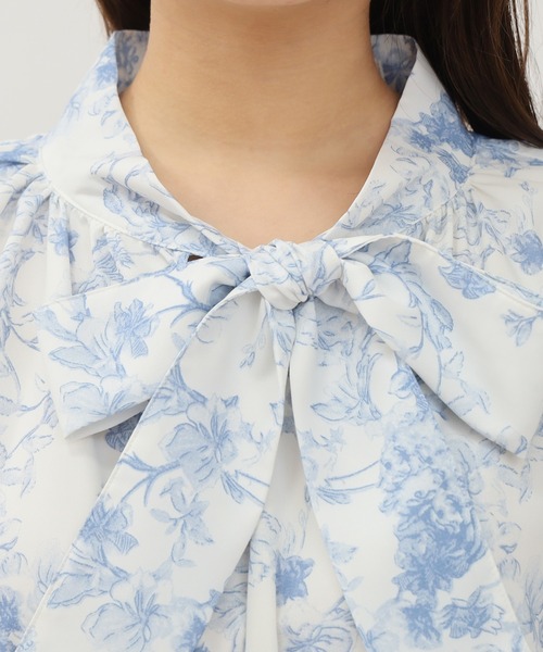 ASTORIA ODIER（アストリアオディール）の「花柄リボンタイワンピース（ワンピース・レディース・ブルー/ライトグレー・SMALL/MEDIUM）」の17枚目の写真