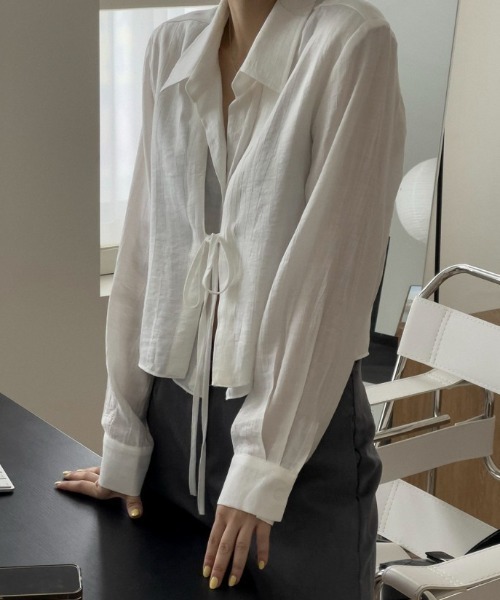 Vipoa(ヴィポア)の「front design shirt(シャツ/ブラウス・レディース・ホワイト/ブラック・FREE)」の6枚目の写真