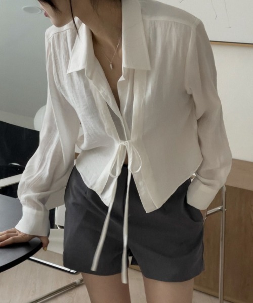 Vipoa(ヴィポア)の「front design shirt(シャツ/ブラウス・レディース・ホワイト/ブラック・FREE)」の10枚目の写真