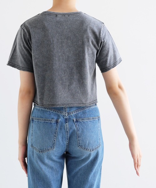 Freesia by andme(フリージアバイアンドミー)の「ヴィンテージ加工ロゴミニTシャツ(Tシャツ/カットソー・レディース・キナリ/ブルー/グレー・M)」の5枚目の写真