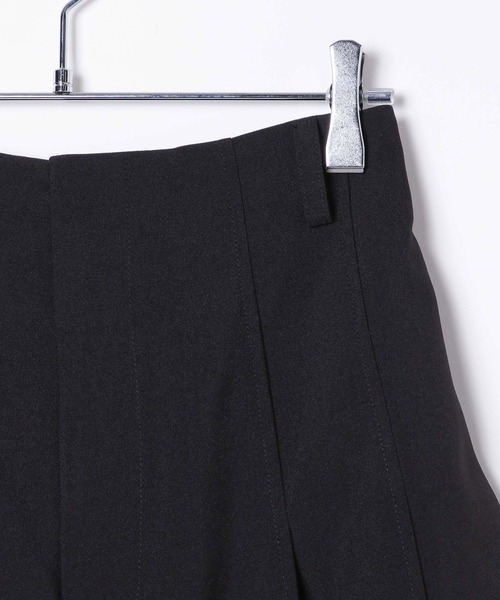 PAGEBOY(ページボーイ)の「ハイウエストプリーツショートパンツ(その他パンツ・レディース・ブラック/ブルー系その他・FREE)」の13枚目の写真