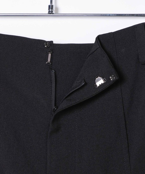 PAGEBOY(ページボーイ)の「ハイウエストプリーツショートパンツ(その他パンツ・レディース・ブラック/ブルー系その他・FREE)」の9枚目の写真