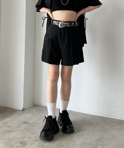 ぽわページ セール】ハイウエストプリーツショートパンツ（その他パンツ
