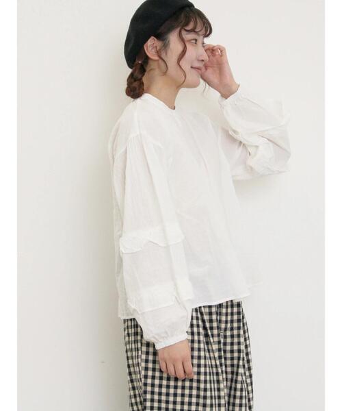 Samansa Mos2(サマンサ モスモス)の「袖フリルスタンドネックブラウス(シャツ/ブラウス・レディース・キナリ/オフホワイト/ブラック・F)」の10枚目の写真
