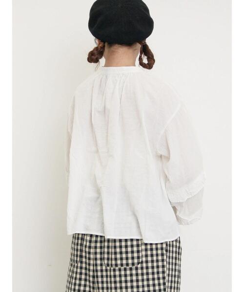 Samansa Mos2(サマンサ モスモス)の「袖フリルスタンドネックブラウス(シャツ/ブラウス・レディース・キナリ/オフホワイト/ブラック・F)」の12枚目の写真