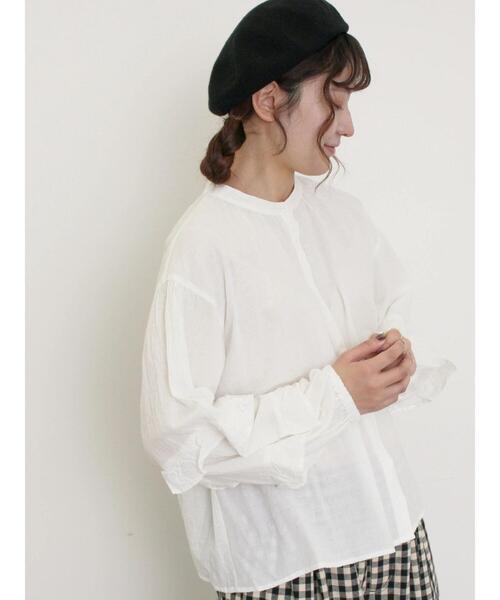 Samansa Mos2(サマンサ モスモス)の「袖フリルスタンドネックブラウス(シャツ/ブラウス・レディース・キナリ/オフホワイト/ブラック・F)」の13枚目の写真