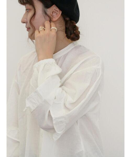 Samansa Mos2(サマンサ モスモス)の「袖フリルスタンドネックブラウス(シャツ/ブラウス・レディース・キナリ/オフホワイト/ブラック・F)」の14枚目の写真