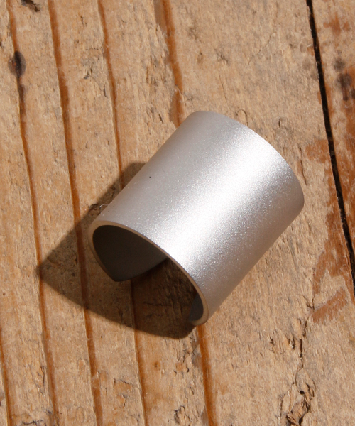 JANE SMITH / JOHN SMITH（ジェーンスミスジョンスミス）の「JANE SMITH マット太リング（リング・レディース・シルバー/ゴールド・FREE）」の2枚目の写真