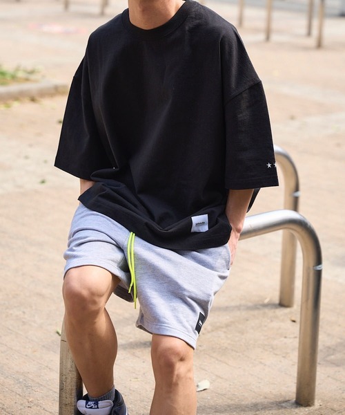 ATHLETA（アスレタ）の「［ athleta ］ビッグシルエットTシャツ（Tシャツ/カットソー・レディース・ブラック/オフホワイト・L/M）」の3枚目の写真