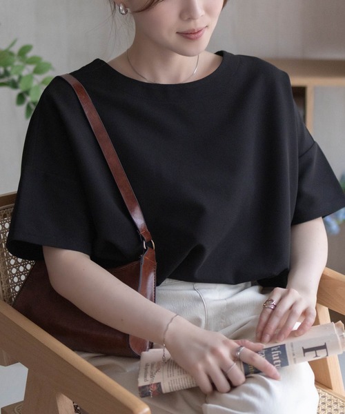NAVY(ネイビー)の「NAVY SARARI ミニワッフルスリットプルオーバー(Tシャツ/カットソー・レディース・グレー/ベージュ/ブラック・M/L)」の2枚目の写真