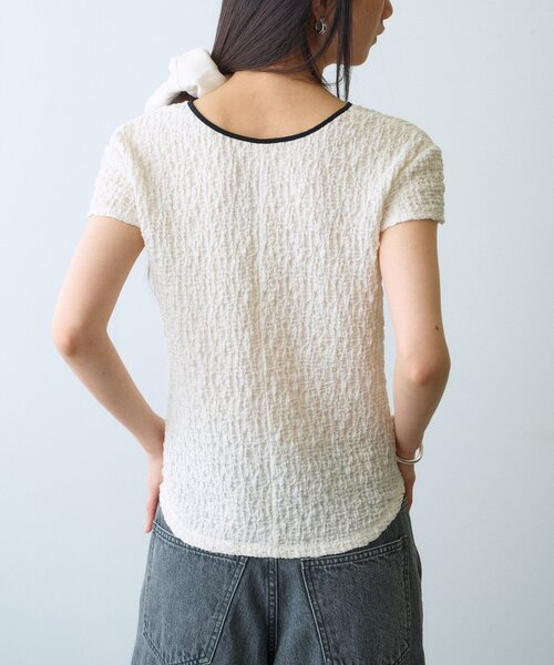 CODE A(コードエー)の「femi cut pullover(Tシャツ/カットソー・レディース・オフホワイト/ブラック/サックスブルー/パープル・00)」の6枚目の写真