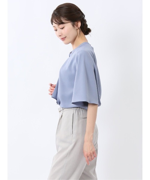 m.f.editorial(エムエフエディトリアル)の「【ストレッチ】m.f.エディトリアル レディース 金具付き ボウタイ風 半袖 プルオーバー ブラウス(シャツ/ブラウス・レディース・ホワイト/ネイビー/ブルー・MEDIUM/LARGE)」の10枚目の写真