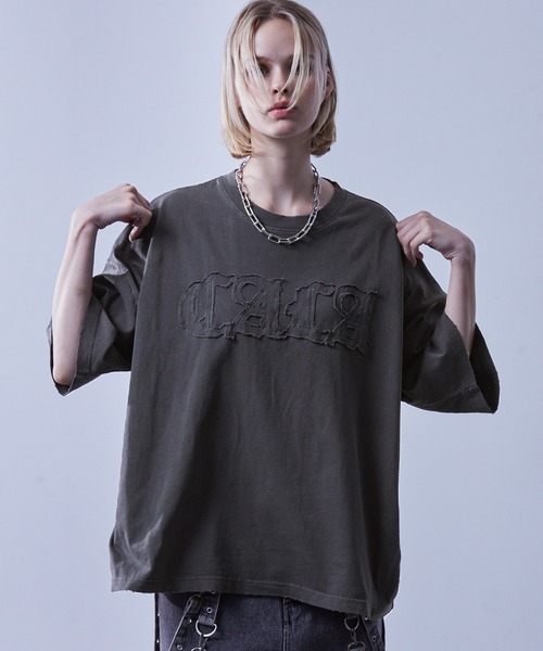 Loose/ルース(ルース)の「ヴィンテージ ダメージ立体ロゴTシャツ(Tシャツ/カットソー・メンズ・レッド/チャコールグレー/オフホワイト/ブルー・S/M/L)」の2枚目の写真