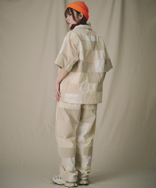 Universal Style Wear（ユニバーサルスタイルウェア）の「Universal Style Wear パッチワーク シャツ（シャツ/ブラウス・メンズ・ブラック/カーキ/オフホワイト/ベージュ・MEDIUM/LARGE/X-LARGE）」の5枚目の写真