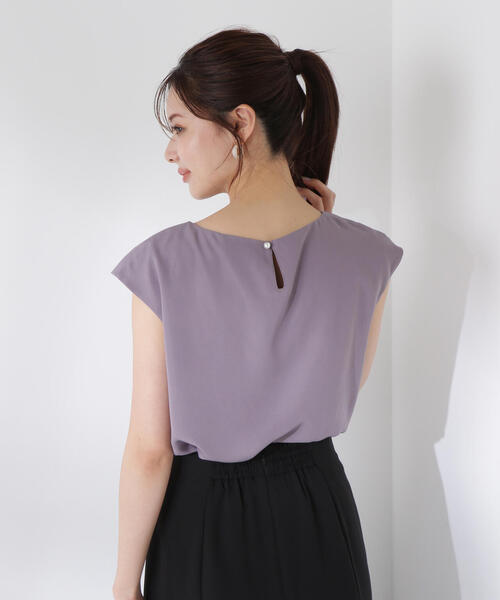 PROPORTION BODY DRESSING(プロポーションボディドレッシング)の「ニュアンスネックフレンチスリーブブラウス / 1215210617(シャツ/ブラウス・レディース・ダークグレー/オフホワイト/ボルドー/ネイビー・FREE)」の11枚目の写真