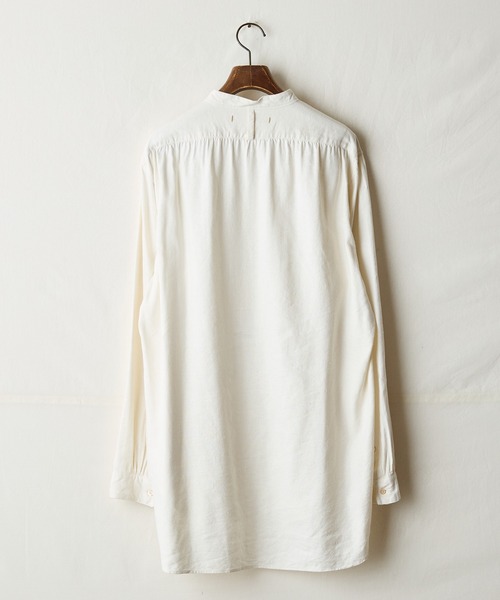 suzuki takayuki（スズキタカユキ）の「peasant shirt（シャツ/ブラウス・メンズ・ブラック/チャコールグレー/オフホワイト/ライトグレー・01/02/00）」の5枚目の写真