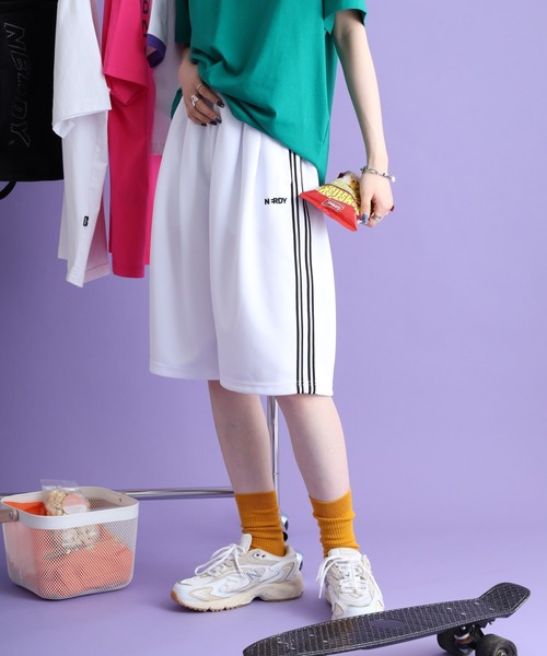 NERDY(ノルディ)の「NY バミューダ トラック パンツ(その他パンツ・メンズ・レッド/ホワイト/ブラック・SS/S/M/L)」の6枚目の写真