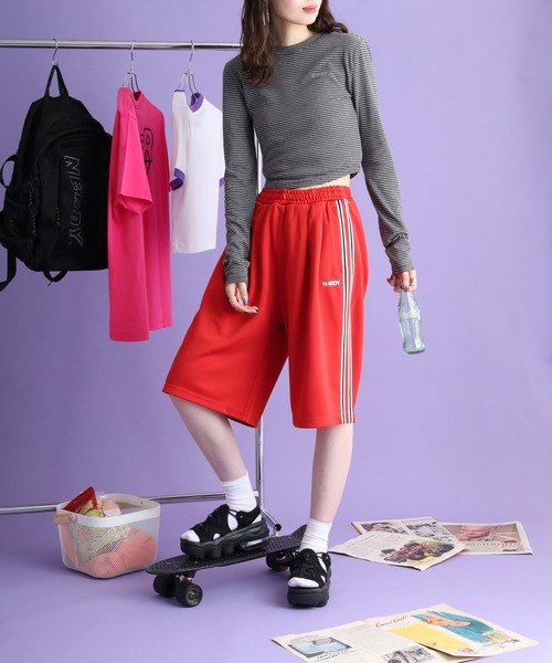 NERDY(ノルディ)の「NY バミューダ トラック パンツ(その他パンツ・メンズ・レッド/ホワイト/ブラック・SS/S/M/L)」の15枚目の写真