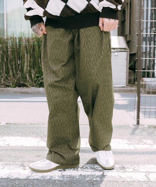 Subciety(サブサエティ)の「Rain drop camo tent pants(その他パンツ・メンズ・オリーブ・LARGE/MEDIUM/SMALL/X-LARGE)」の15枚目の写真