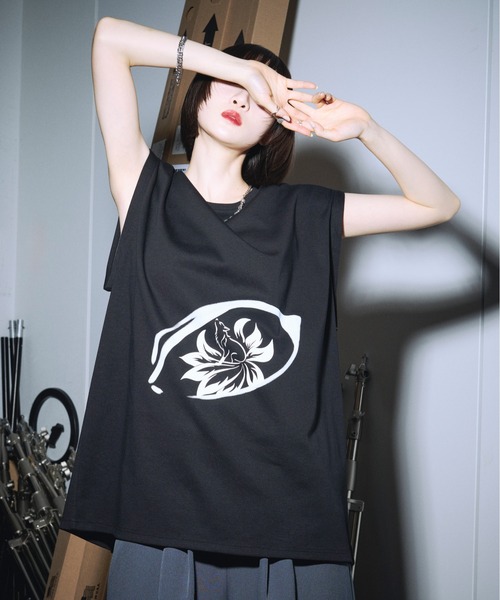 狐独(コドク)の「フォックスプリント2wayノースリーブTシャツ(Tシャツ/カットソー・メンズ・ブラック/オフホワイト・MEDIUM/LARGE)」の8枚目の写真