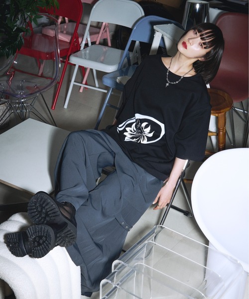 狐独(コドク)の「フォックスプリント2wayノースリーブTシャツ(Tシャツ/カットソー・メンズ・ブラック/オフホワイト・MEDIUM/LARGE)」の3枚目の写真