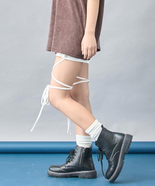 ANAP（アナップ）の「【 セルフカット調節可能 】クロスストラップバイカーレギンスパンツ（その他パンツ・レディース・ホワイト/ブラック・XS/S）」の4枚目の写真