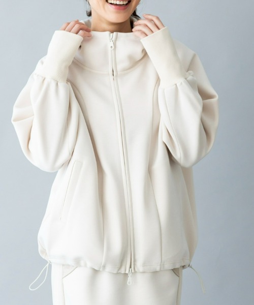 UNDOVE(アンドゥーブ)の「UNDOVE【SMART ECO JERSEY】ダブルジップ切替パーカー (リブ使い/指穴/ダブルジップ/ポケット付/防シワ/ストレッチ/イージーケア/UV/ウォッシャブル)(パーカー・レディース・アイボリー系/ブラック・X-LARGE/LARGE/MEDIUM)」の6枚目の写真