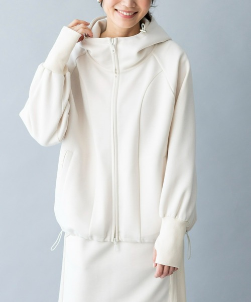 UNDOVE(アンドゥーブ)の「UNDOVE【SMART ECO JERSEY】ダブルジップ切替パーカー (リブ使い/指穴/ダブルジップ/ポケット付/防シワ/ストレッチ/イージーケア/UV/ウォッシャブル)(パーカー・レディース・アイボリー系/ブラック・X-LARGE/LARGE/MEDIUM)」の4枚目の写真