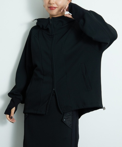 UNDOVE(アンドゥーブ)の「UNDOVE【SMART ECO JERSEY】ダブルジップ切替パーカー (リブ使い/指穴/ダブルジップ/ポケット付/防シワ/ストレッチ/イージーケア/UV/ウォッシャブル)(パーカー・レディース・アイボリー系/ブラック・X-LARGE/LARGE/MEDIUM)」の22枚目の写真